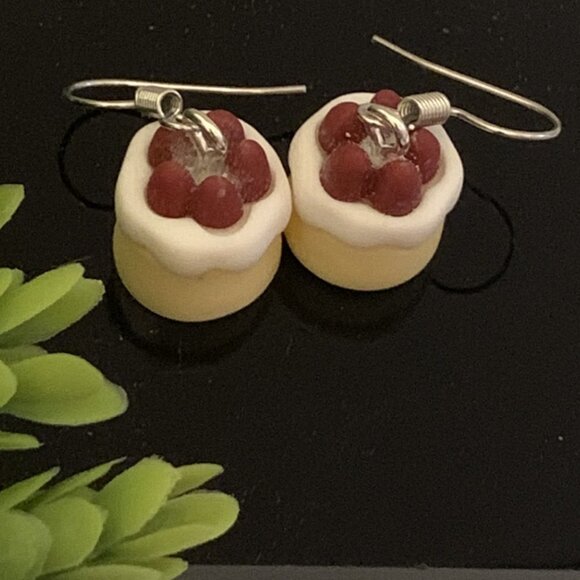 Strawberry Earring, Cake Earring, Dessert Earring, Chef Earring, Baking Earring - Picture 3 of 6
